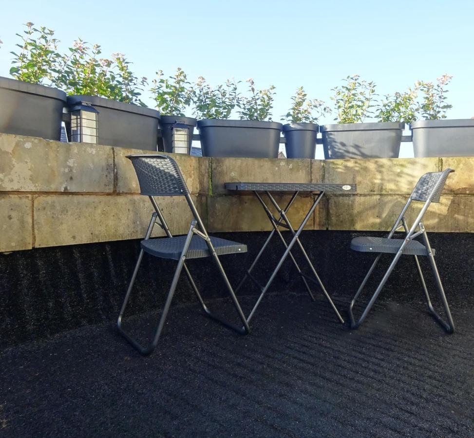 Wigan Central I 1 & 2 Bed Executive Apartments I Family Rooms I Private Balcony I Free Parking Dış mekan fotoğraf